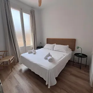 Calma House Barcelona Гостевой дом